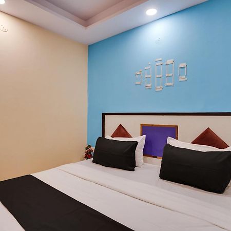 Super Hotel O Hotel Gold Star New Delhi Ngoại thất bức ảnh