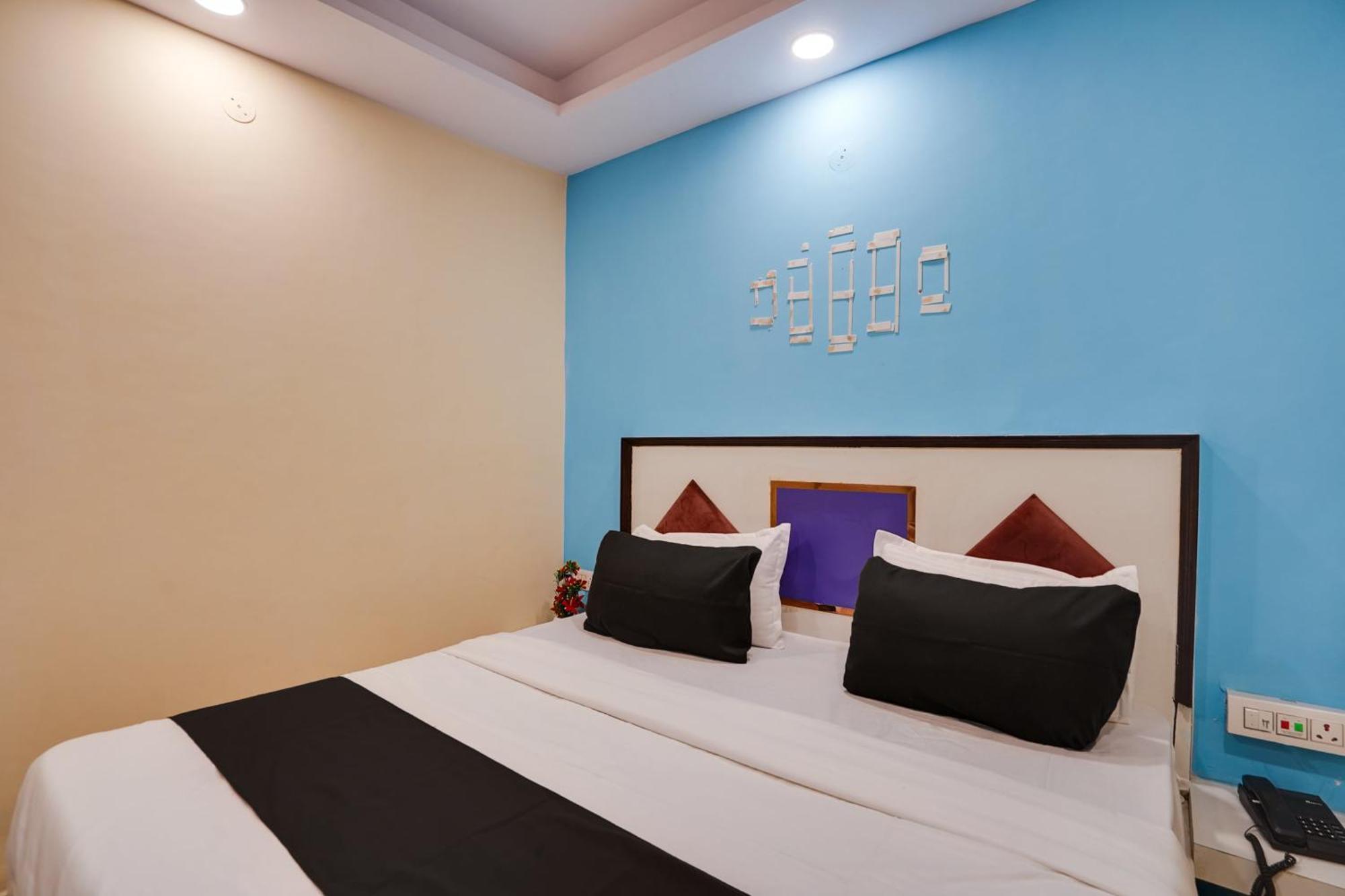 Super Hotel O Hotel Gold Star New Delhi Ngoại thất bức ảnh